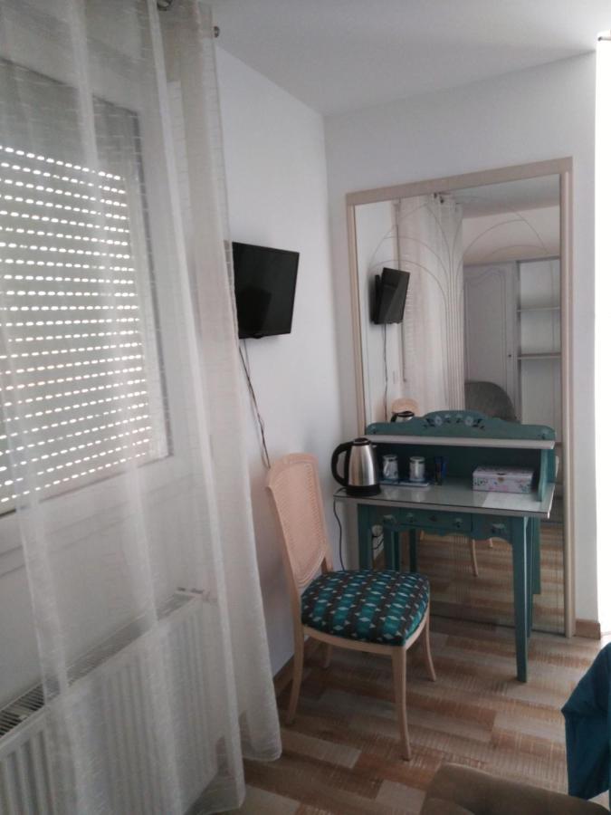 Mesnard-la-Barotière Chambre D'Hotes Du Bois Joli מראה חיצוני תמונה